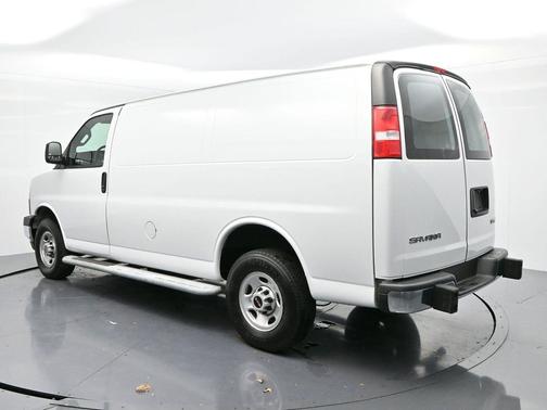 2023 GMC Savana 2500 Work Van
