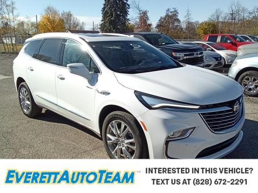 2023 Buick Enclave Essence AWD