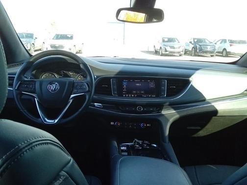 2023 Buick Enclave Essence AWD
