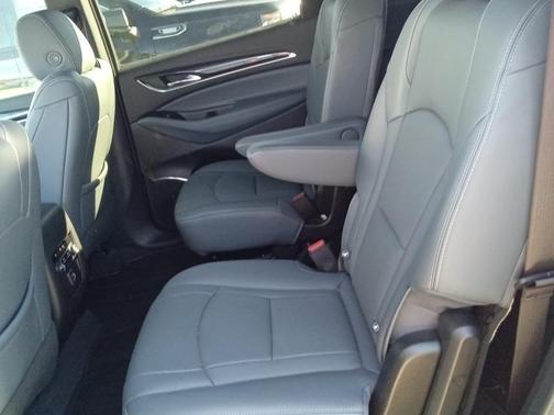 2023 Buick Enclave Essence AWD