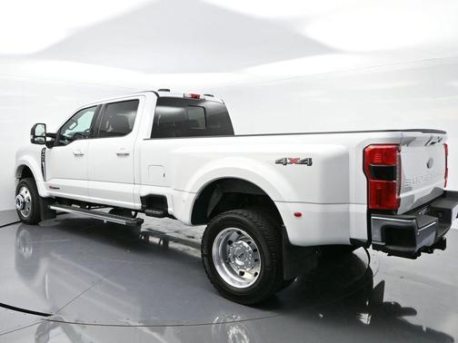2024 Ford F-450 Lariat