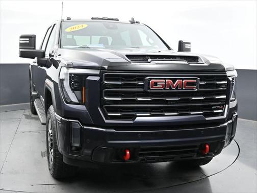2024 GMC Sierra 2500 AT4