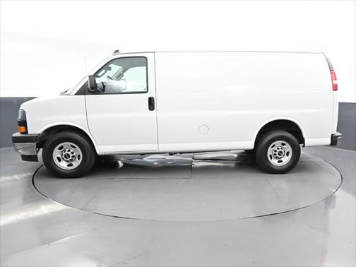 2022 GMC Savana 2500 Work Van