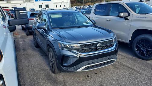 2024 Volkswagen Taos 1.5T SE