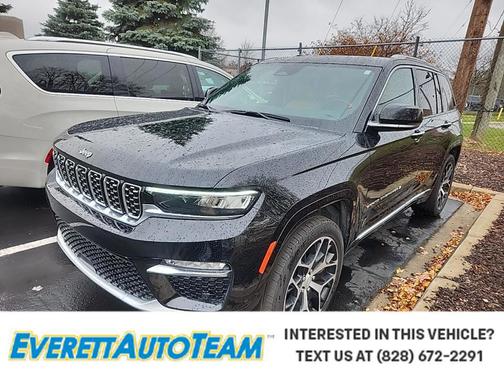 2023 Jeep Grand Cherokee Summit