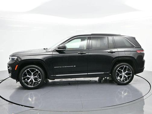 2023 Jeep Grand Cherokee Summit