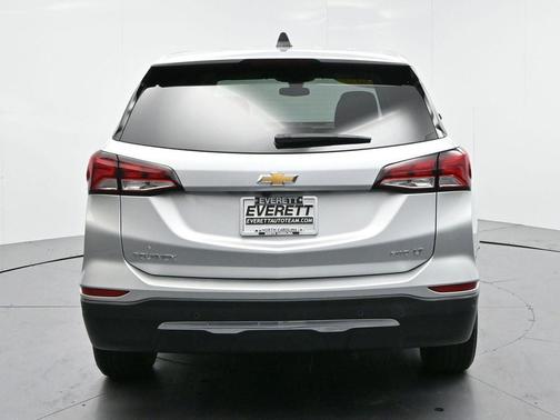 Silver Ice Metallic 2022 Chevrolet Equinox 1LT