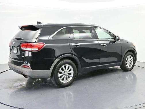 Ebony Black 2017 Kia Sorento LX