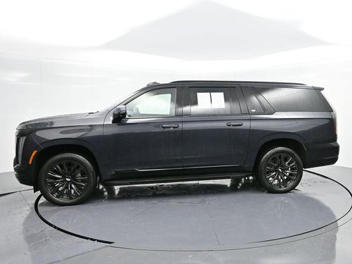 2025 Cadillac Escalade ESV Sport