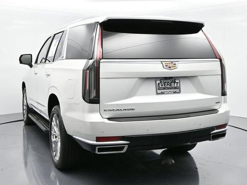 2022 Cadillac Escalade Premium Luxury