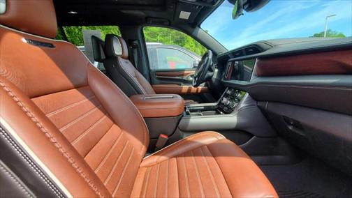 2023 GMC Yukon Denali Ultimate