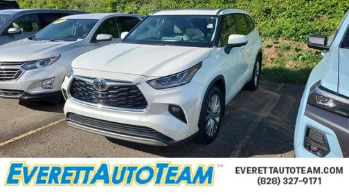 2023 Toyota Highlander Platinum