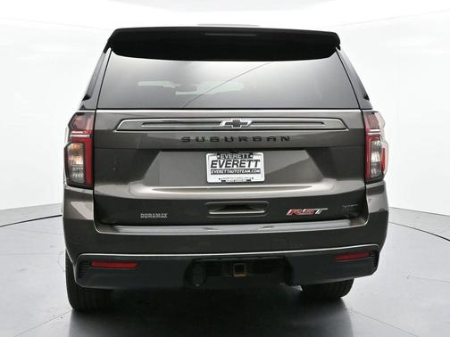 2021 Chevrolet Suburban RST