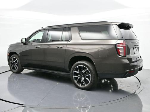 2021 Chevrolet Suburban RST