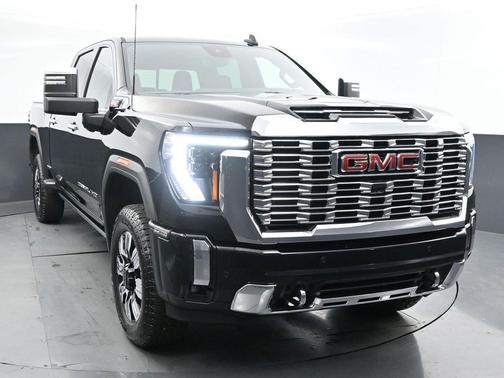 2024 GMC Sierra 2500 Denali