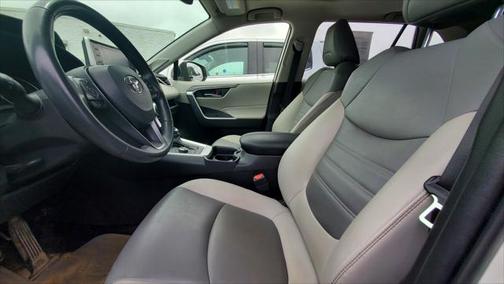 2021 Toyota RAV4 Hybrid XLE Premium