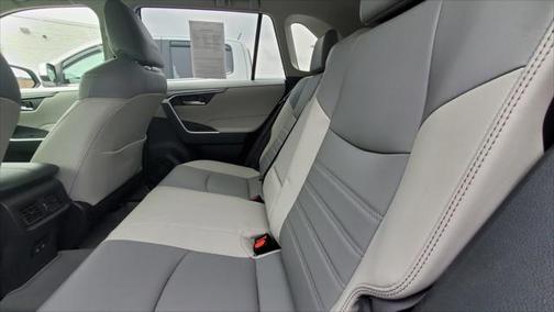 2021 Toyota RAV4 Hybrid XLE Premium