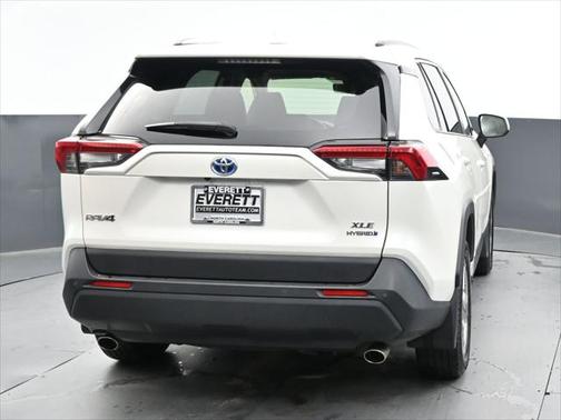 2021 Toyota RAV4 Hybrid XLE Premium