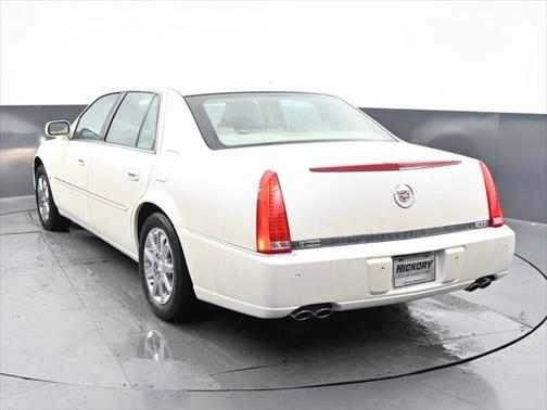 2009 Cadillac DTS 1SD