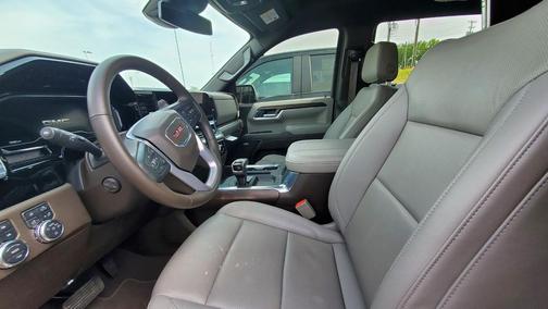 Onyx Black 2025 GMC Sierra 1500 SLT