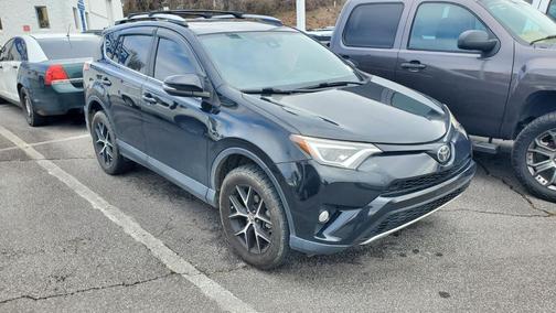 2017 Toyota RAV4 SE