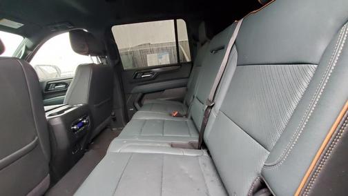 2025 GMC Yukon XL 4WD AT4