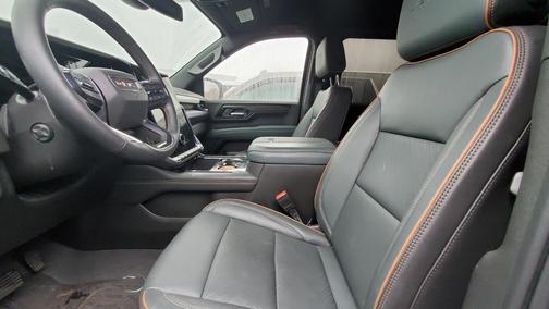 2025 GMC Yukon XL 4WD AT4