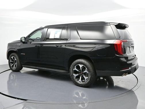 2025 GMC Yukon XL 4WD AT4