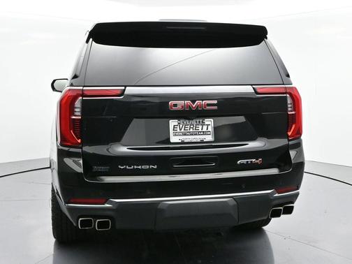 2025 GMC Yukon XL 4WD AT4