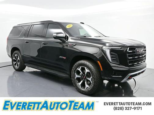 2025 GMC Yukon XL 4WD AT4