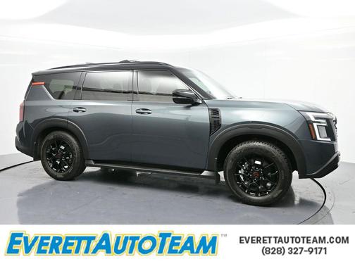 2025 Nissan Armada PRO-4X 4WD