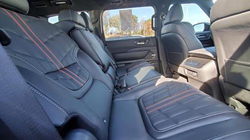 2025 Nissan Armada PRO-4X 4WD