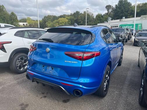 2022 Alfa Romeo Stelvio Ti