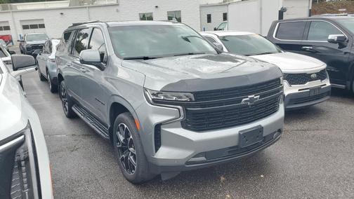 2023 Chevrolet Suburban RST