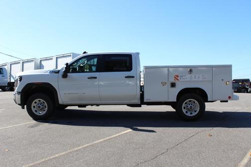 2025 GMC Sierra 3500 Base