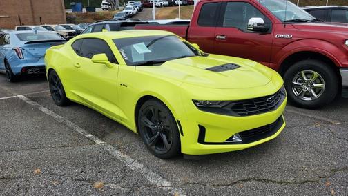 2021 Chevrolet Camaro RWD Coupe LT1