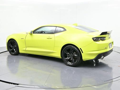 2021 Chevrolet Camaro RWD Coupe LT1