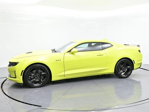 2021 Chevrolet Camaro RWD Coupe LT1