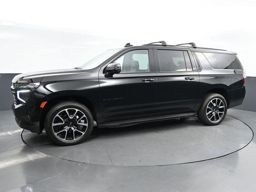 2023 Chevrolet Suburban RST