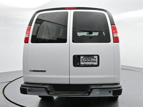 2025 Chevrolet Express 3500 RWD 3500 Extended Wheelbase LT