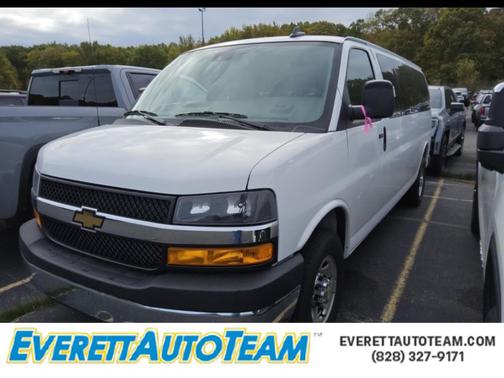 2025 Chevrolet Express 3500 RWD 3500 Extended Wheelbase LT