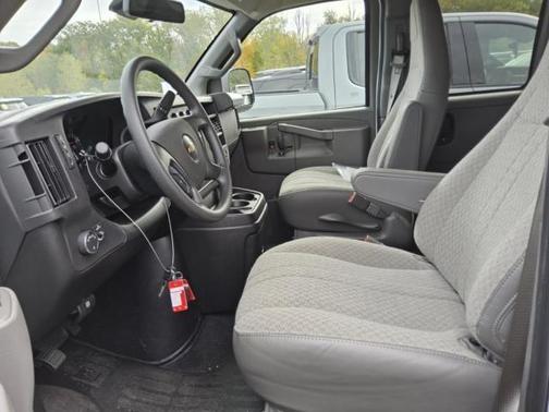 2025 Chevrolet Express 3500 RWD 3500 Extended Wheelbase LT