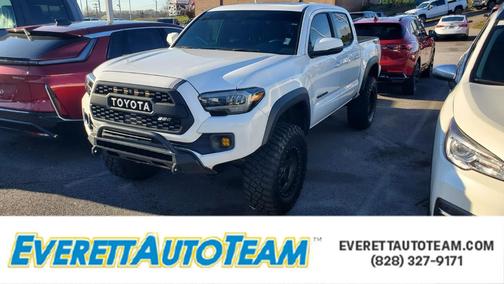 2023 Toyota Tacoma TRD Off Road