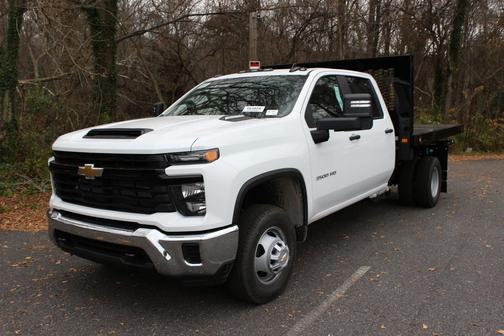 2026 Chevrolet Silverado 3500 WT