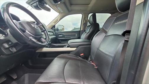 2020 RAM 3500 Laramie Mega Cab 4x4 6'4' Box