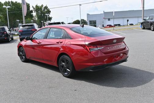 2023 Hyundai ELANTRA HEV Blue