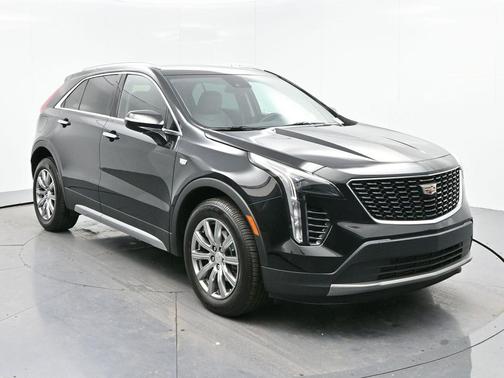 2021 Cadillac XT4 Premium Luxury