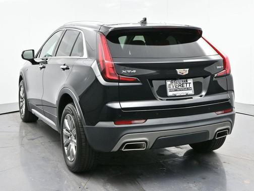 2021 Cadillac XT4 Premium Luxury