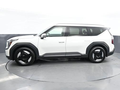 2024 Kia EV9 Wind