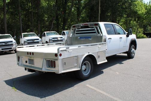 2025 GMC Sierra 3500 Base